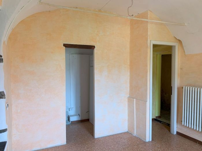 Archisio - Nadine Schmitz - Progetto Tutte le case antiche hanno unanima