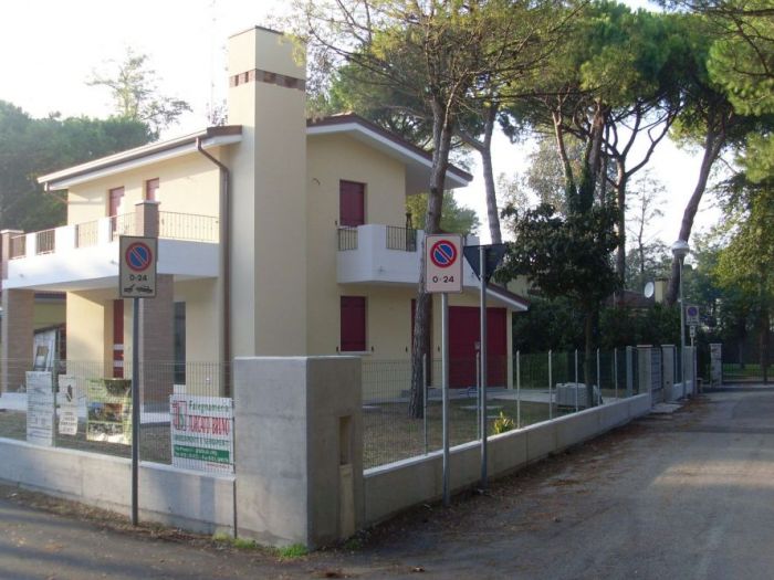Archisio - Raffaelo Rachello - Progetto Fabbricato ad uso residenziale in zona pineta a jesolo