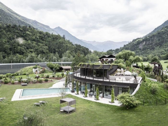 Archisio - Noa Network Of Architecture - Progetto Apfelhotel torgglerhof in piena fioritura
