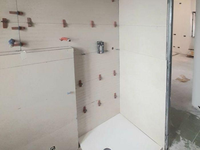 Archisio - Mani Srl Ristrutturazini - Progetto Bagno con vano lavatrice ed asciugatrice