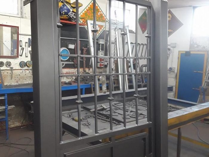 Archisio - Arte Del Fabbro - Progetto Infissi e cancelli