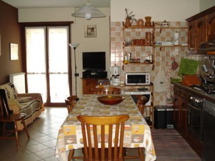 Archisio - Ditta Uva srl - Progetto Ristrutturazione di spazi interni ed esterni