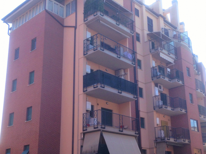 Archisio - Edilceparano Srls - Progetto La nostra impresa realizza in proprio tutte le tipologie di lavoro dal getto di fondazione fino alla posa della copertura Tutto con la massima attenzione alla sicurezza in cantiere e ai materiali di costruzione