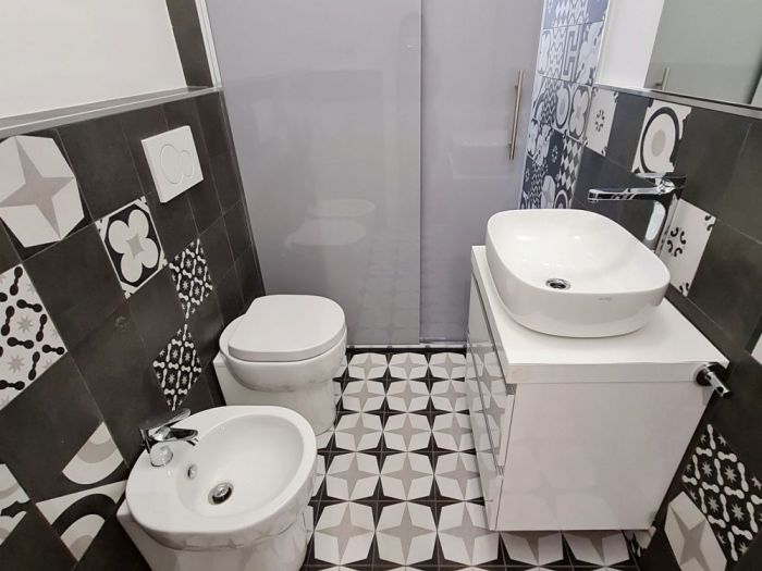 Archisio - Enrica Leonardis - Progetto Bagni nuovi black white
