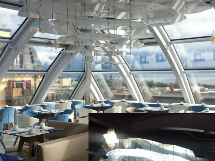 Archisio - Illuminazione Chary - Progetto Hotel agora - losanna studio mhna Sospensione in pmma effetto ghiaccio Dim 400 x 250 cm