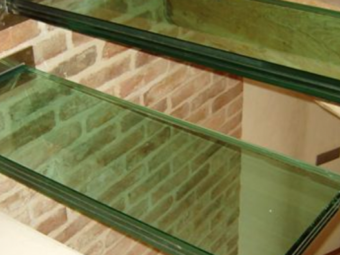 Archisio - Vegal Vetreria - Progetto Scale in vetro