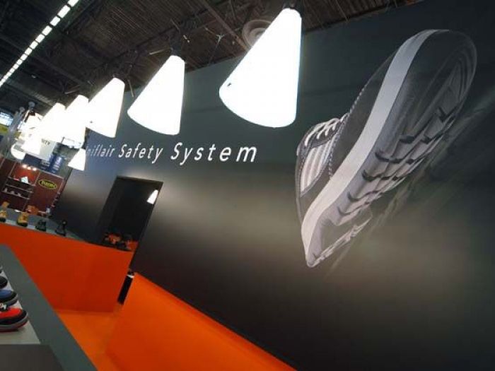 Archisio - Gianni Mondini - Progetto Stand panther