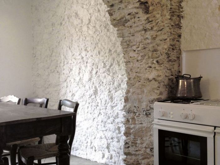 Archisio - Claudia Montevecchi - Progetto Restauro di rudere nellentroterra ligure