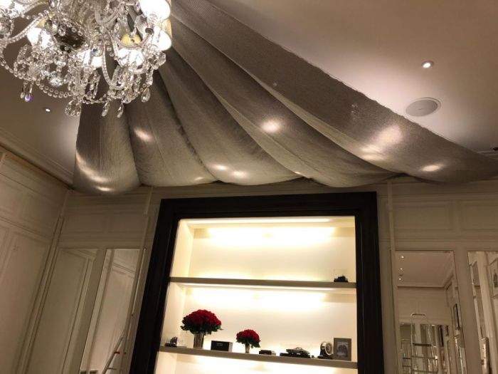 Archisio - Isidera - Progetto Allestimento di eventi e showroom - tende su misura