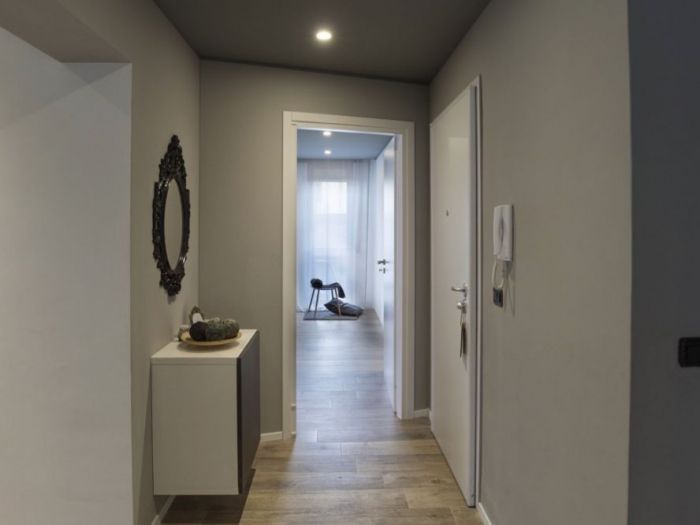 Archisio - Studio Ferretti - Progetto Ristrutturazione appartamento in bifamiliareAppartamento completamente rinnovato a partire da una nuova distribuzione pi funzionale alle esigenze della committenza Il focus stato ottimizzare le risorse partendo dallobiettivo di realizzare unampia