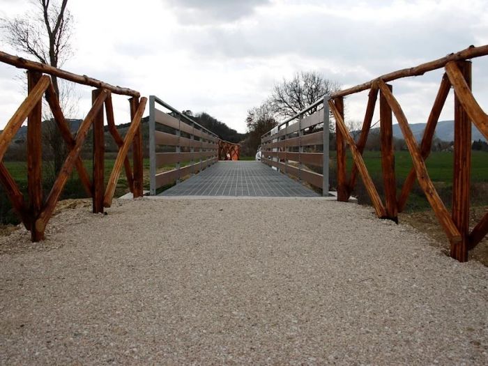 Archisio - Luca Cesaretti - Progetto Pista ciclo-pedonale tevere-trasimeno pg