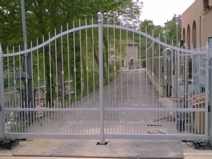 Archisio - I Fabbri De La Pieve - Progetto Cancelli e ringhiere in ferro su misura