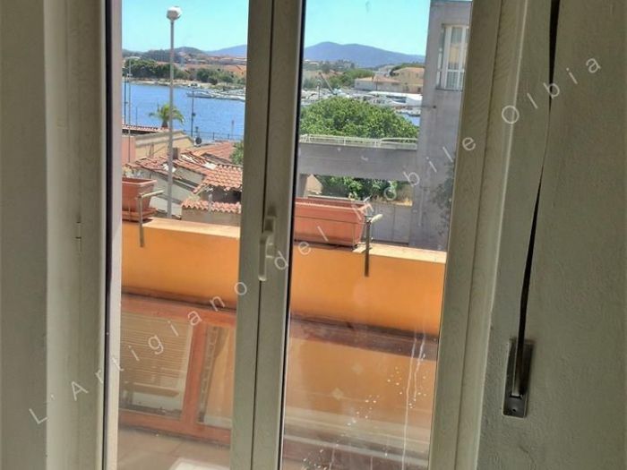 Archisio - Lartigiano Del Mobile - Progetto Porte e finistre