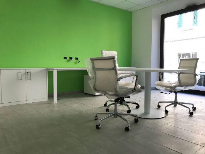 Archisio - Imetallici Di Taverna Andrea Taverna - Progetto Arredamento locale commerciale