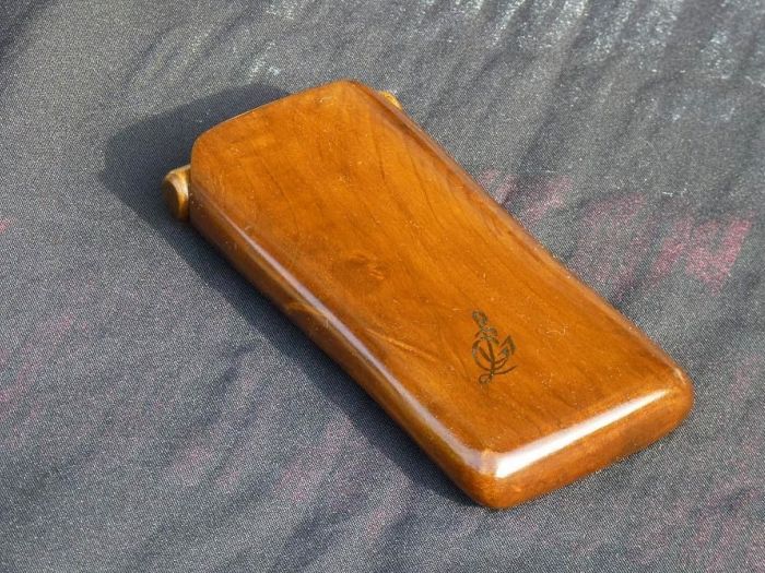 Archisio - Il Mobile Darte - Progetto Portasigari