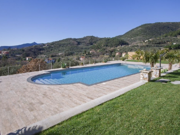 Archisio - Silver Piscine - Progetto Pietra ligure sv