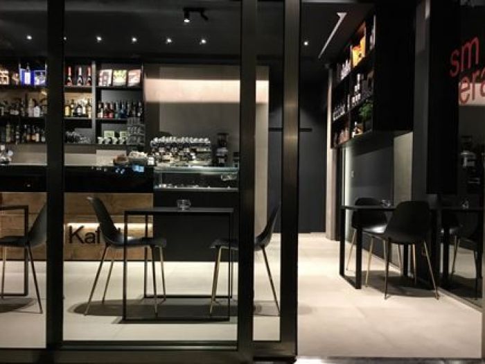 Archisio - Antonio Bellomo Designer - Progetto Area 521 caff smeraldo