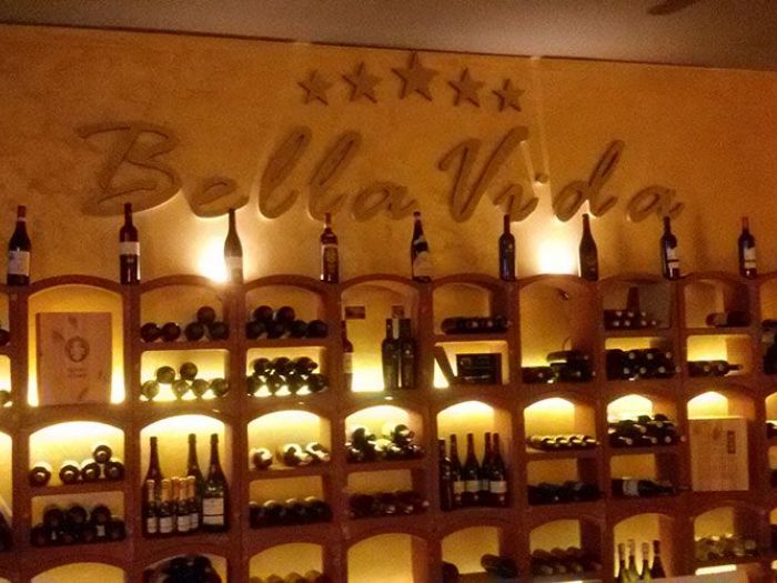 Archisio - Roberto Bardelli - Progetto Bar ristorante e discoteche