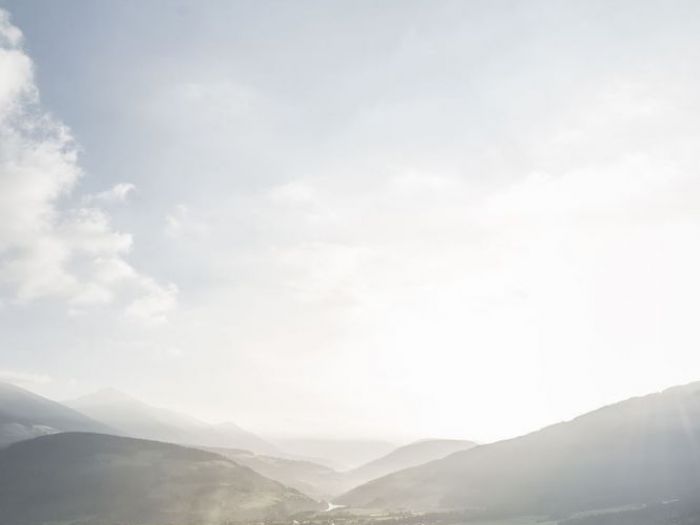 Archisio - Noa Network Of Architecture - Progetto Hubertus oscillante tra cielo e terra