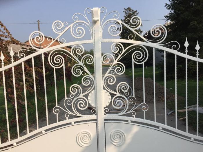 Archisio - Piccola Carpenteria Metallica - Progetto Inferiate in ferro