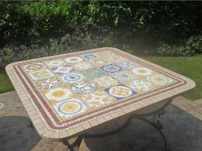 Archisio - Il Fauno Mosaici - Progetto Tavoli per esterni