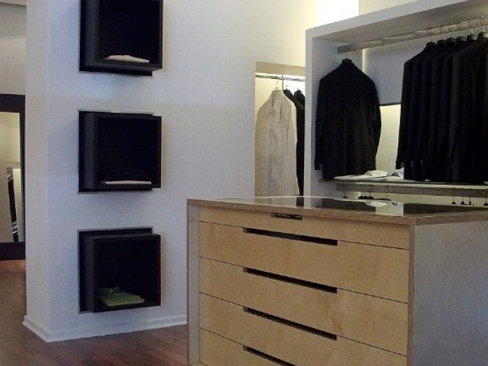 Archisio - Marco Mazzella - Progetto Interni negozio rg