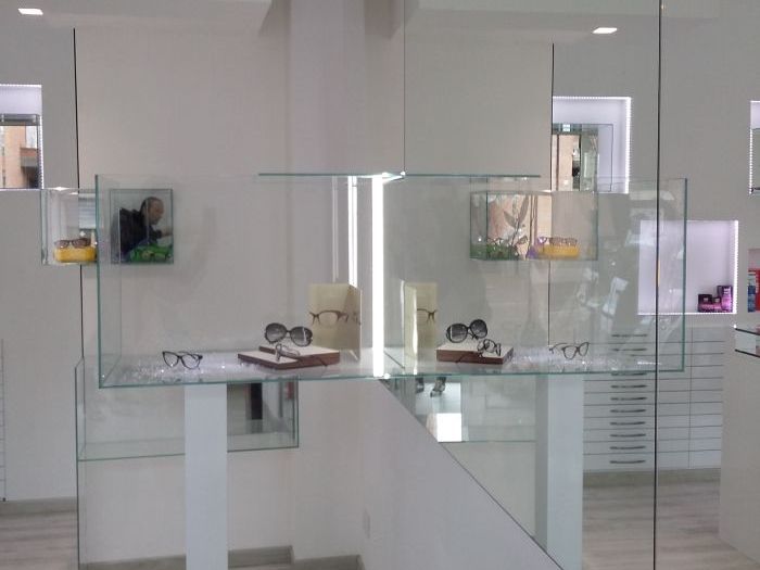 Archisio - Danilo Di Lorenzo Di Michele - Progetto eyewearwarehouse