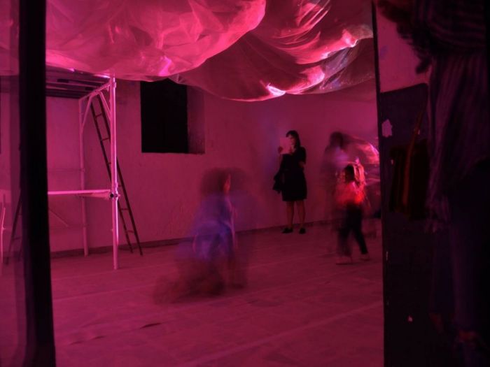 Archisio - Javier Reyes Batista - Progetto FloatFuori farm dentro cafisi