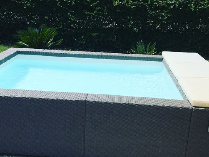 Archisio - Alessandro Moretti - Progetto Installazione e vendite di piscine