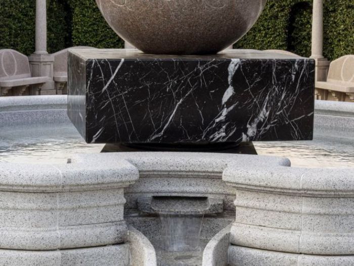 Archisio - Forme Dacqua - Progetto Catene fontana artistica - grand hotel dino