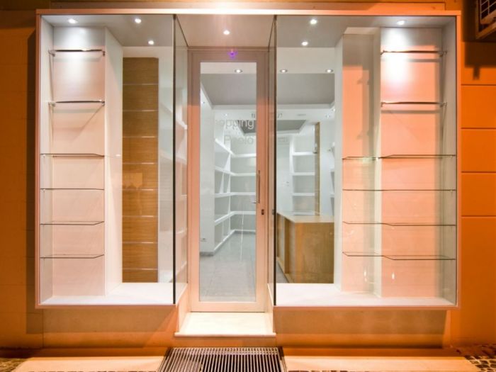 Archisio - Marco Mazzella - Progetto Interni negozio by p