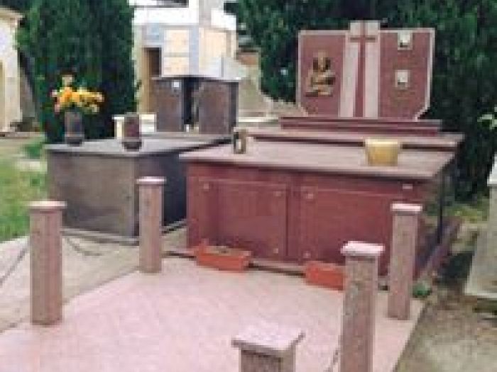 Archisio - Campesi Marmi E Graniti Srls - Progetto Arte funeraria