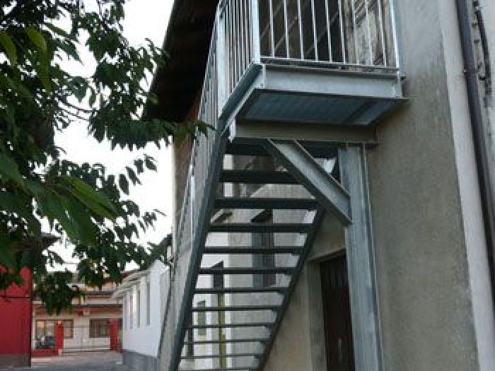 Archisio - Poliprogram - Progetto Scale soppalchi persiane pensiline e passerelle