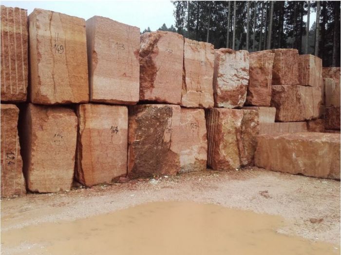 Archisio - Bagnari Marmi Due srl - Progetto Blocchi - semiblocchi - informi di prima scelta e commerciale