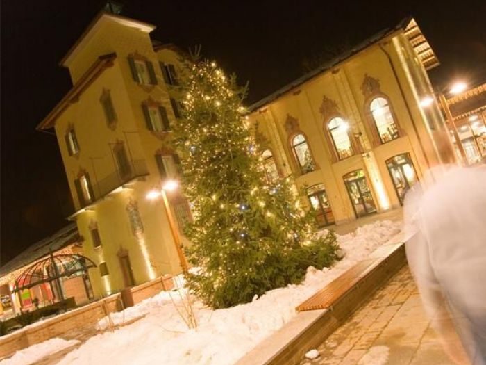 Archisio - Studio Architettura Golinelli - Progetto Parco commerciale e del tempo libero mondovicino - factory outlet- arch M Golinelli factory outlet medie superfici cascina viotto