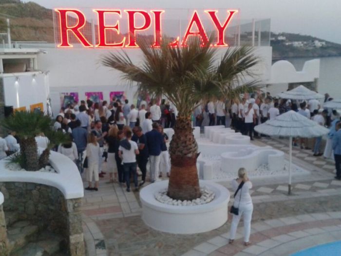 Archisio - Bravo Servizi Aziendali Di Bravo Maurino - Progetto Insegna luminosa replay