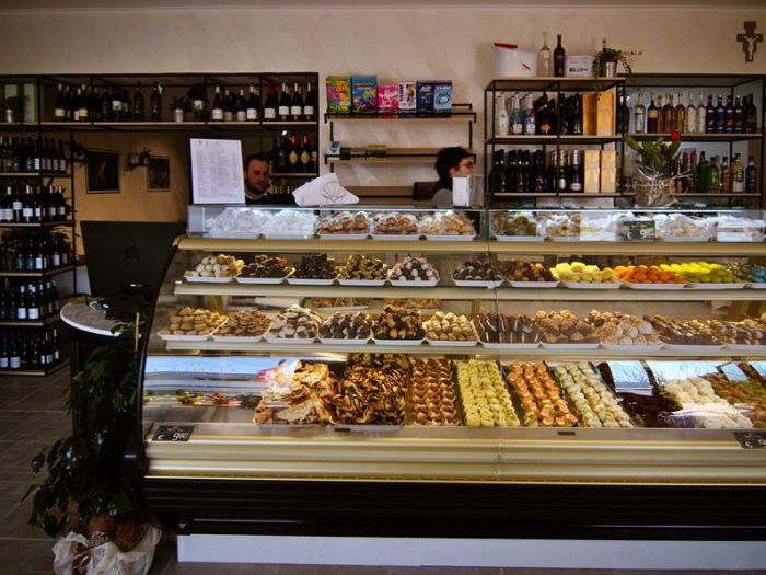 Archisio - Alessandro Demaria - Progetto Reuse-restore-restartred coffee