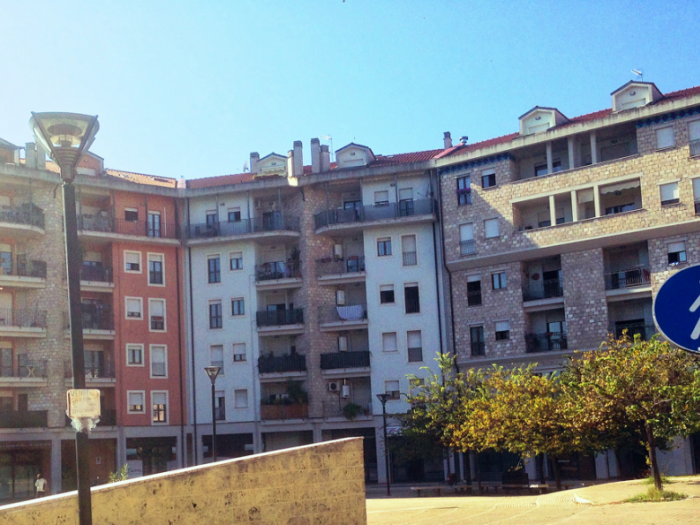 Archisio - Edilceparano Srls - Progetto La nostra impresa realizza in proprio tutte le tipologie di lavoro dal getto di fondazione fino alla posa della copertura Tutto con la massima attenzione alla sicurezza in cantiere e ai materiali di costruzione