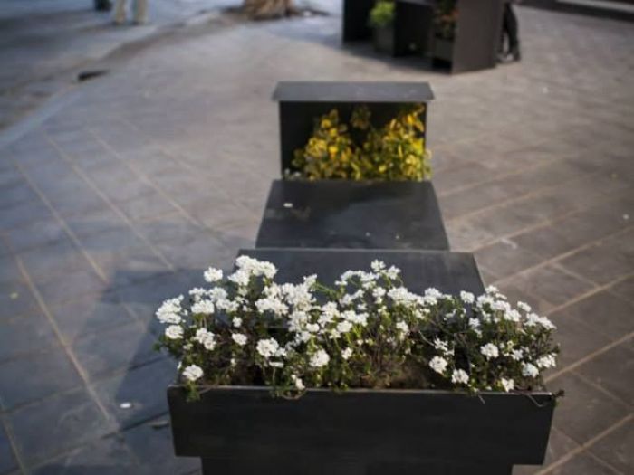 Archisio - Soa Spazio Oltre Larchitettura - Progetto a7t assettiti - linea darredo urbano