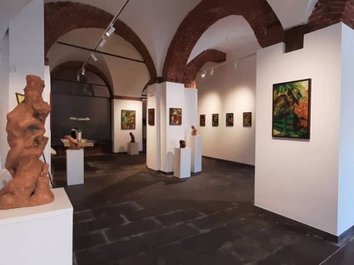 Archisio - Alessio Spinelli - Spinelli Illuminazione - Progetto Galleria darte scarfone