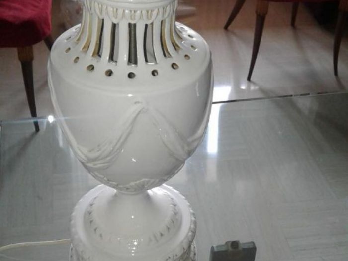 Archisio - Falegnameria Restauro Alaimo - Progetto Restauro lampada in ceramica