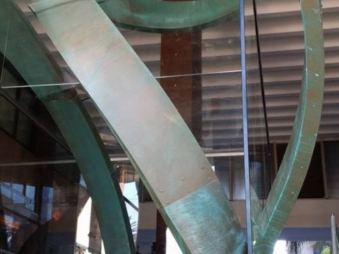 Archisio - Grande Metal Design - Progetto Realizzazione di un nastro architettonico