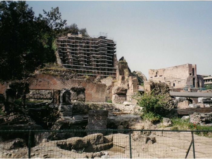 Archisio - Roma Ponteggi Service - Progetto Montaggio e smontaggio di ponteggi e telai