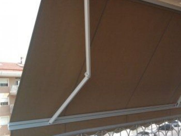 Archisio - Eurotende - Progetto Tende a bracci