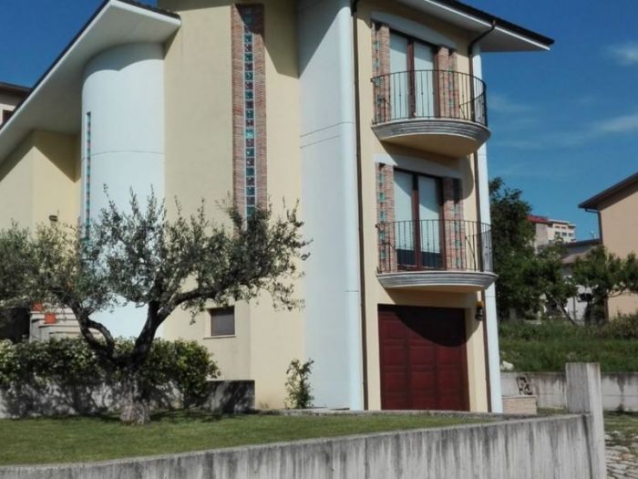 Archisio - Arch Mario Vespasiano - Progetto Casa fiore