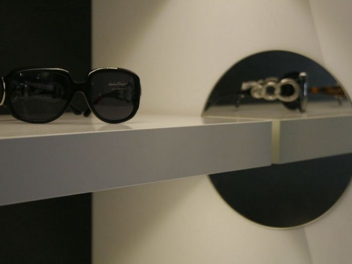 Archisio - Leolab - Progetto Negozio di ottica siroki 2