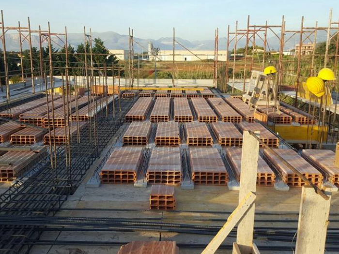 Archisio - Lomonacostruzioni - Progetto Realizzazione ville e appartamenti chiave in mano