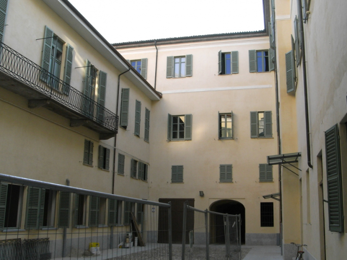 Archisio - Luca Giacometti - Progetto Restauro del cortile rustico di palazzo natta