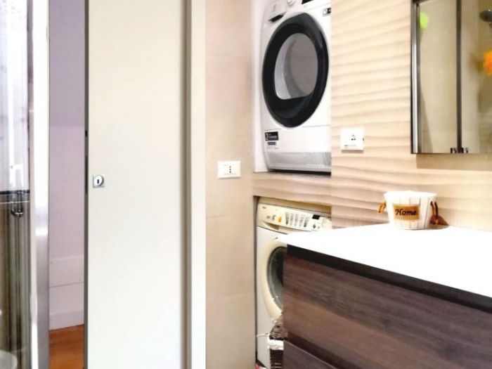 Archisio - Mani Srl Ristrutturazini - Progetto Bagno con vano lavatrice ed asciugatrice