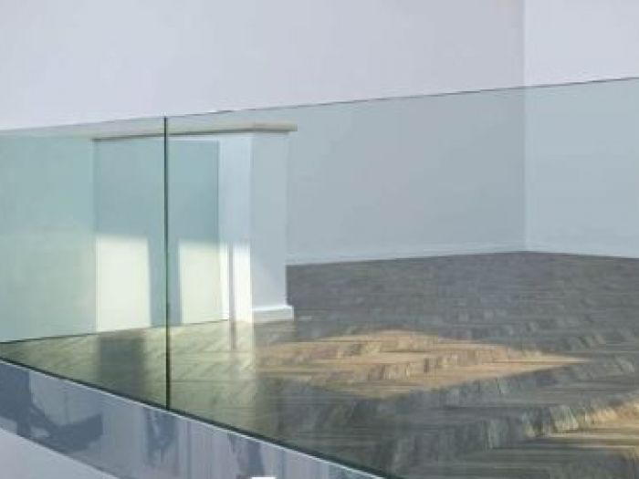 Archisio - Normanna Vetri - Progetto Progettazione e realizzazione vetri su misura